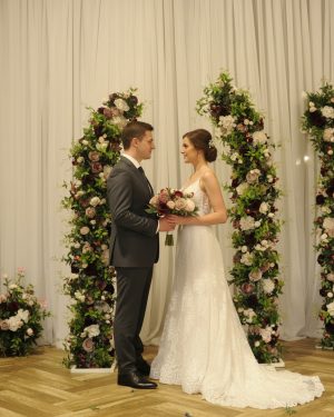 Leah Floral Pillars